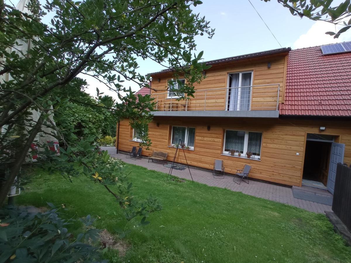 Noclegi Lesniczowka W Lanckoronie Lanckorona Exterior photo